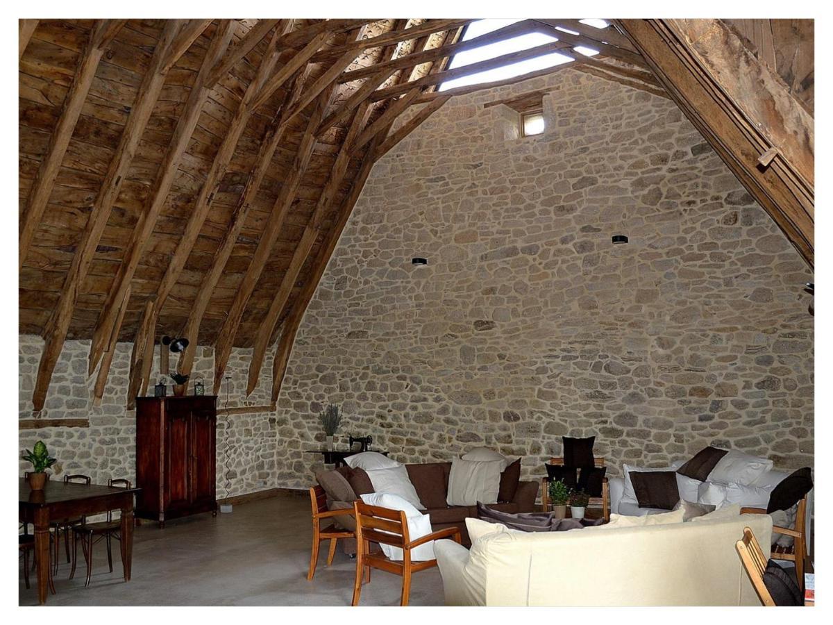 A L'Ombre Du Tilleul Comiac Exteriér fotografie