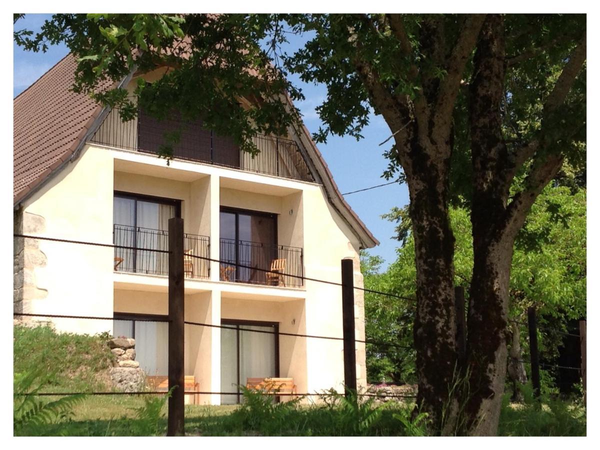 A L'Ombre Du Tilleul Comiac Exteriér fotografie